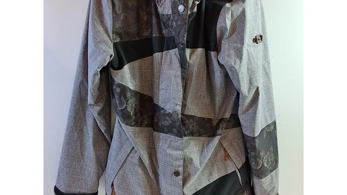 Roxy Winter Jacket - Size Medium