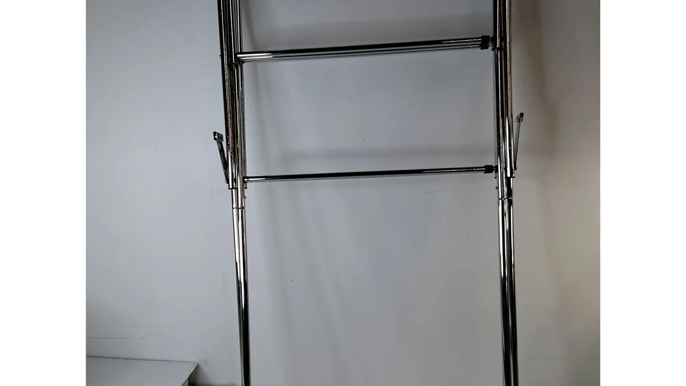 Metal Drying Rack 26" x 22" x 38"- Can't Ship