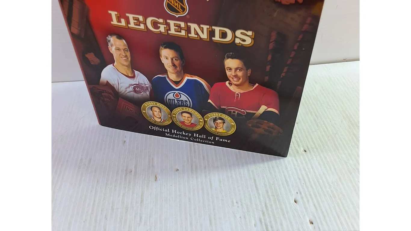 NHL Canadian Legends Hall Of Fame Medallion Collection