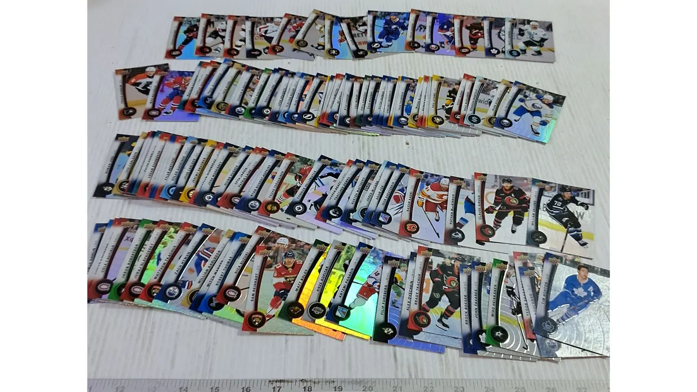 (120) NHL Hockey Cards - Tim Hortons - Upper Deck - Set Appears Complete