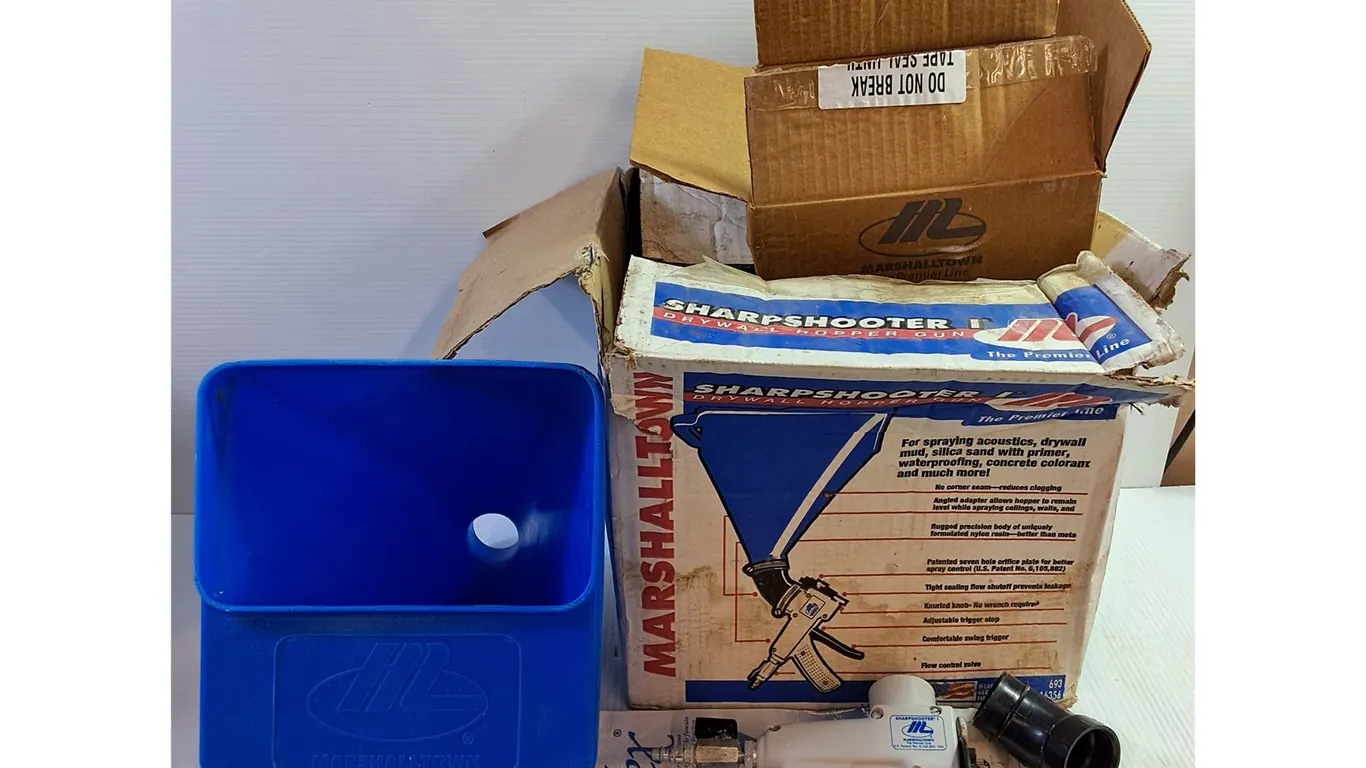 Sharpshooter Drywall Hopper Gun