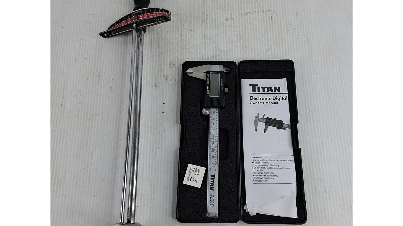 Titan Electronic Digital Caliper & Torque Wrench