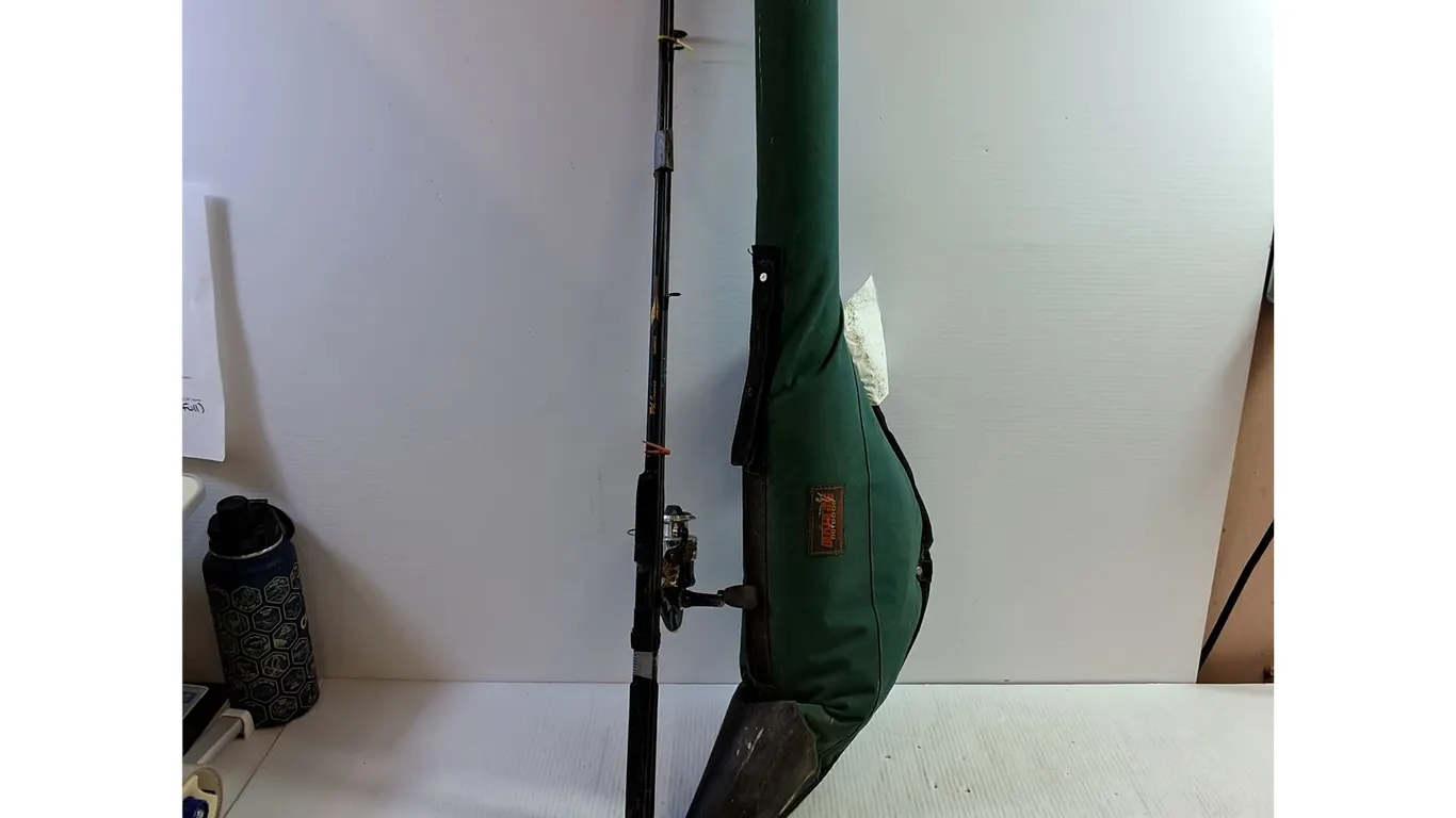 Shimano FX Fishing Rod & Shakespeare Spinning Reel w/ Bushlite Rod Case 54", Pickup Only