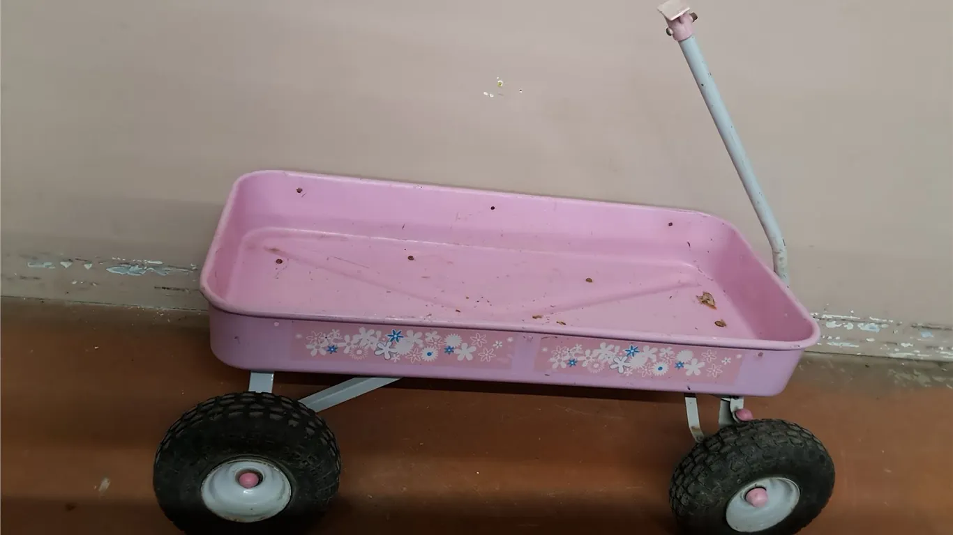 *Metal Floral Wagon 35" x 16" x 15"- As Is, Can't Ship