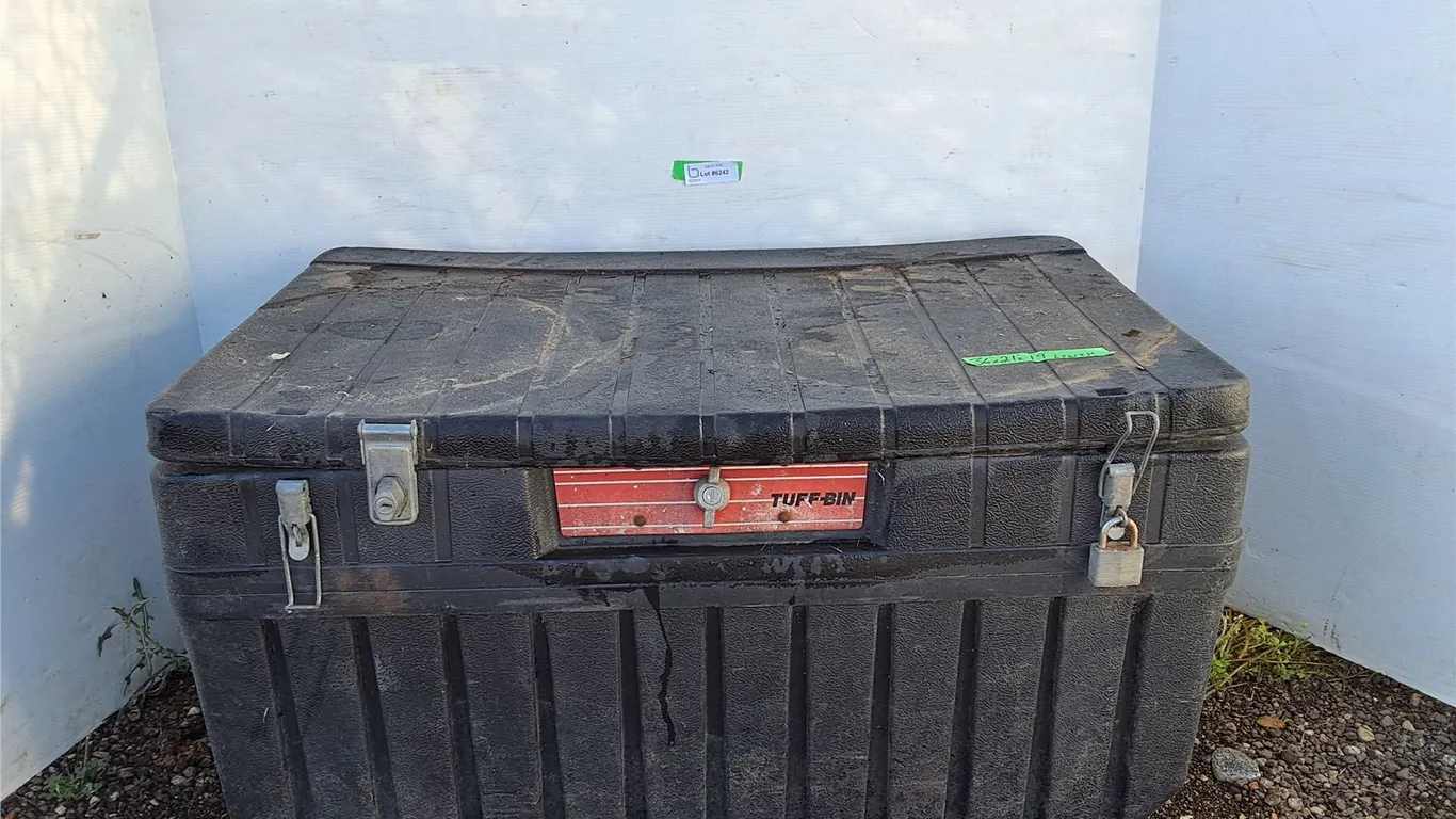 **Tuff Bin Plastic Storage Box- Can't Ship