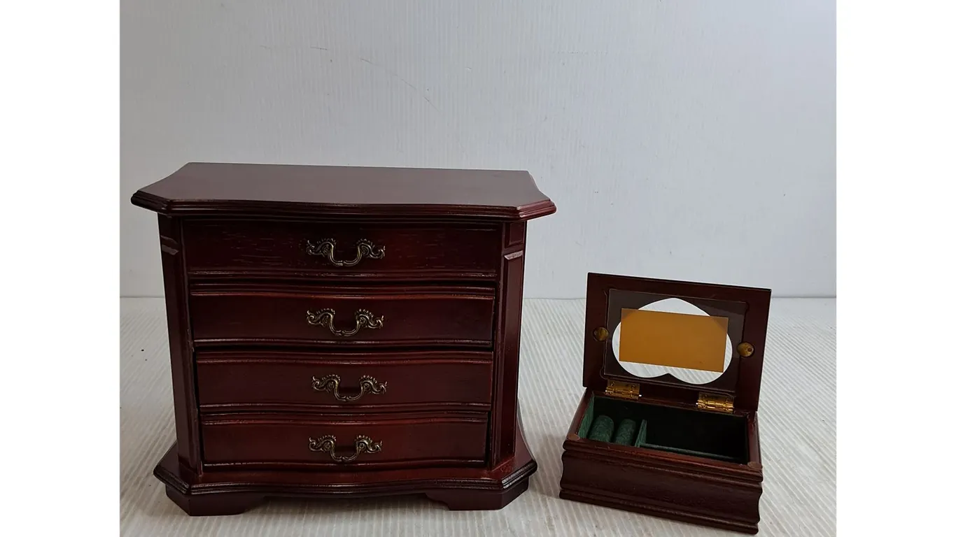 Wooden Jewlery Chest & Box Up To 11"x6"x9"