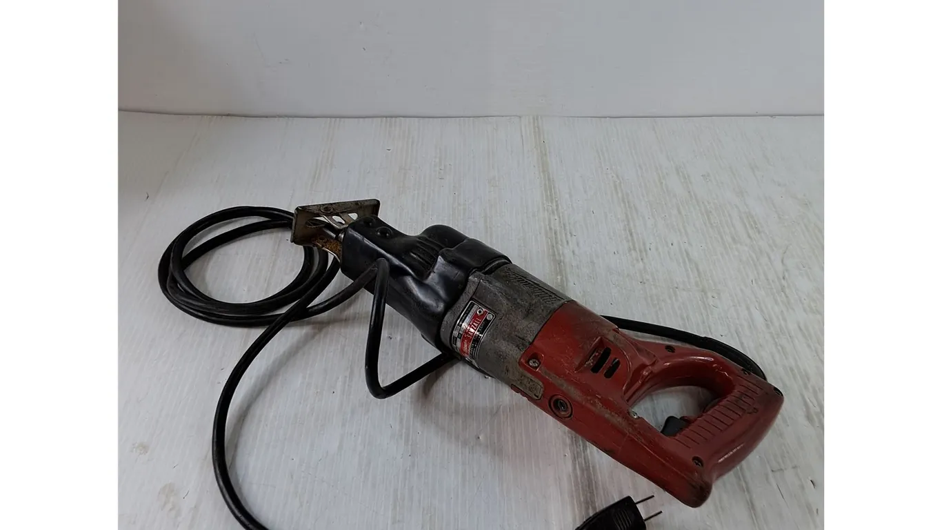 Milwaukee Sawzall Reciprocating Saw Tested Powers On As-Is
