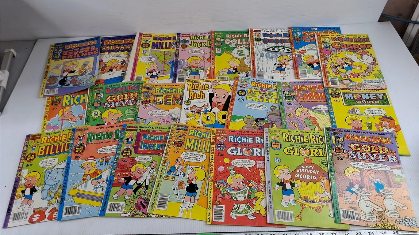 Assorted Vintage Richie Rich Comics