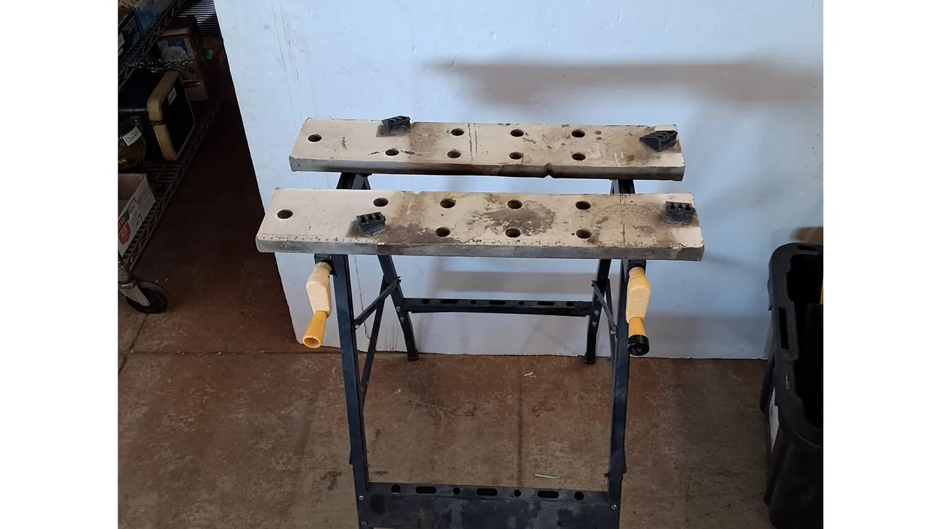 **Folding Saw Horse 31" x 11" x 22", PICKUP ONLY