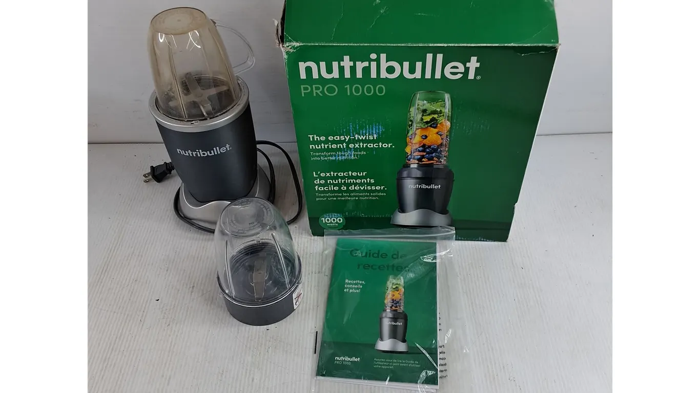 Nutribullet Pro 1000 Blender - Powers On, As Is