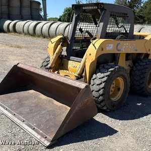 Gehl skid steer loader