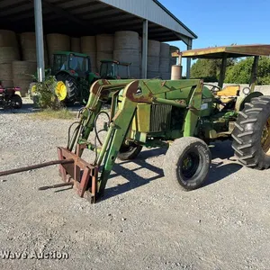 1980 John Deere 2440 tractor