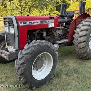1997 Massey Ferguson 2404WD MFWD tractor