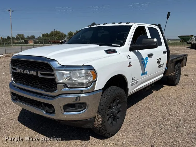 2022 RAM 3500 Crew Cab flatbed pickup truck