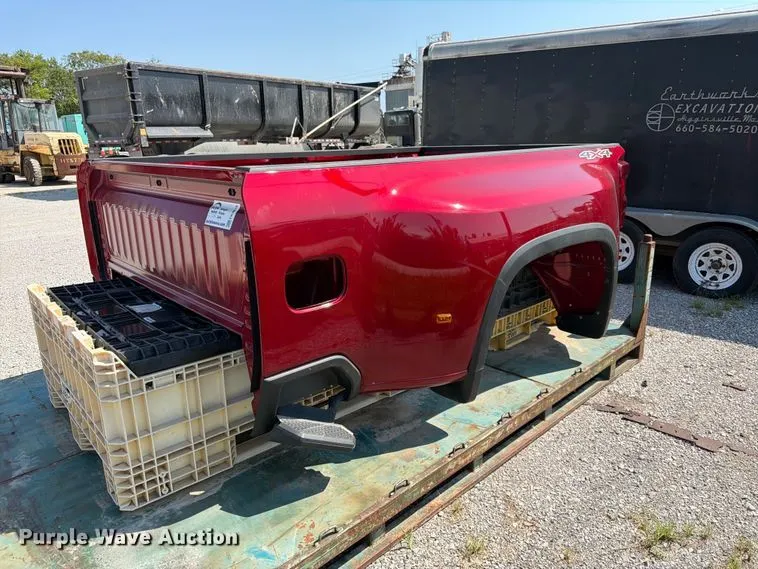 Pickup truck bed