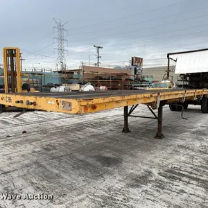 1973 Lufkin flatbed trailer