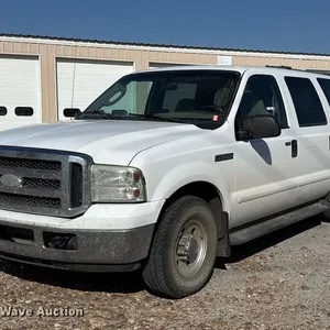 2005 Ford Excursion SUV