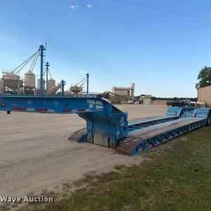 2016 Trail King Industries Advantage Plus 831 lowboy equipment trailer