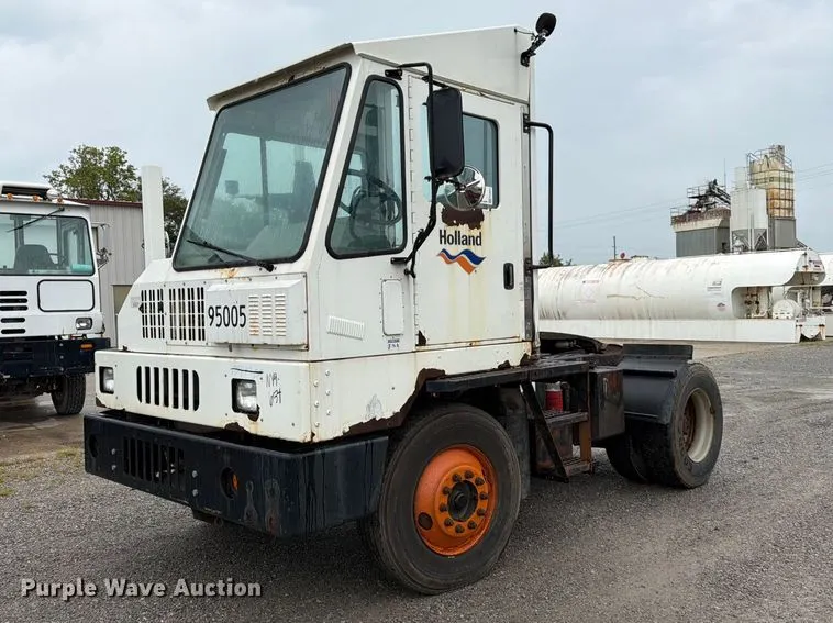 2015 Kalmar solutions LLC 4x2 yard truck
