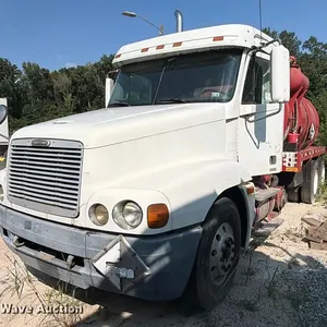 2001 Freightliner C120 vacuum truck