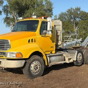 2003 Sterling L9500 semi truck