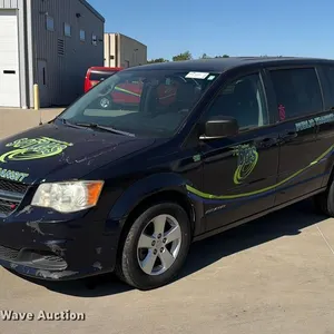 2013 Dodge Grand Caravan handicap accessible van