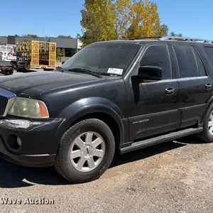 2004 Lincoln Navigator SUV