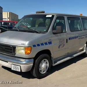 2003 Ford E350 van