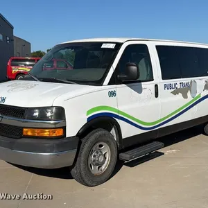 2009 Chevrolet Express 3500 van