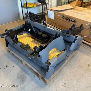 (2) vehicle seats