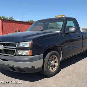 2006 Chevrolet Silverado 1500 pickup truck