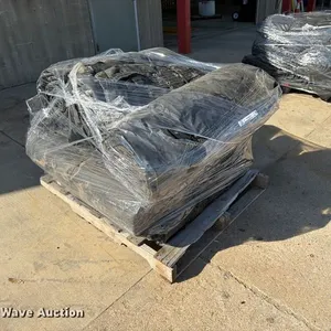 (9) tarps