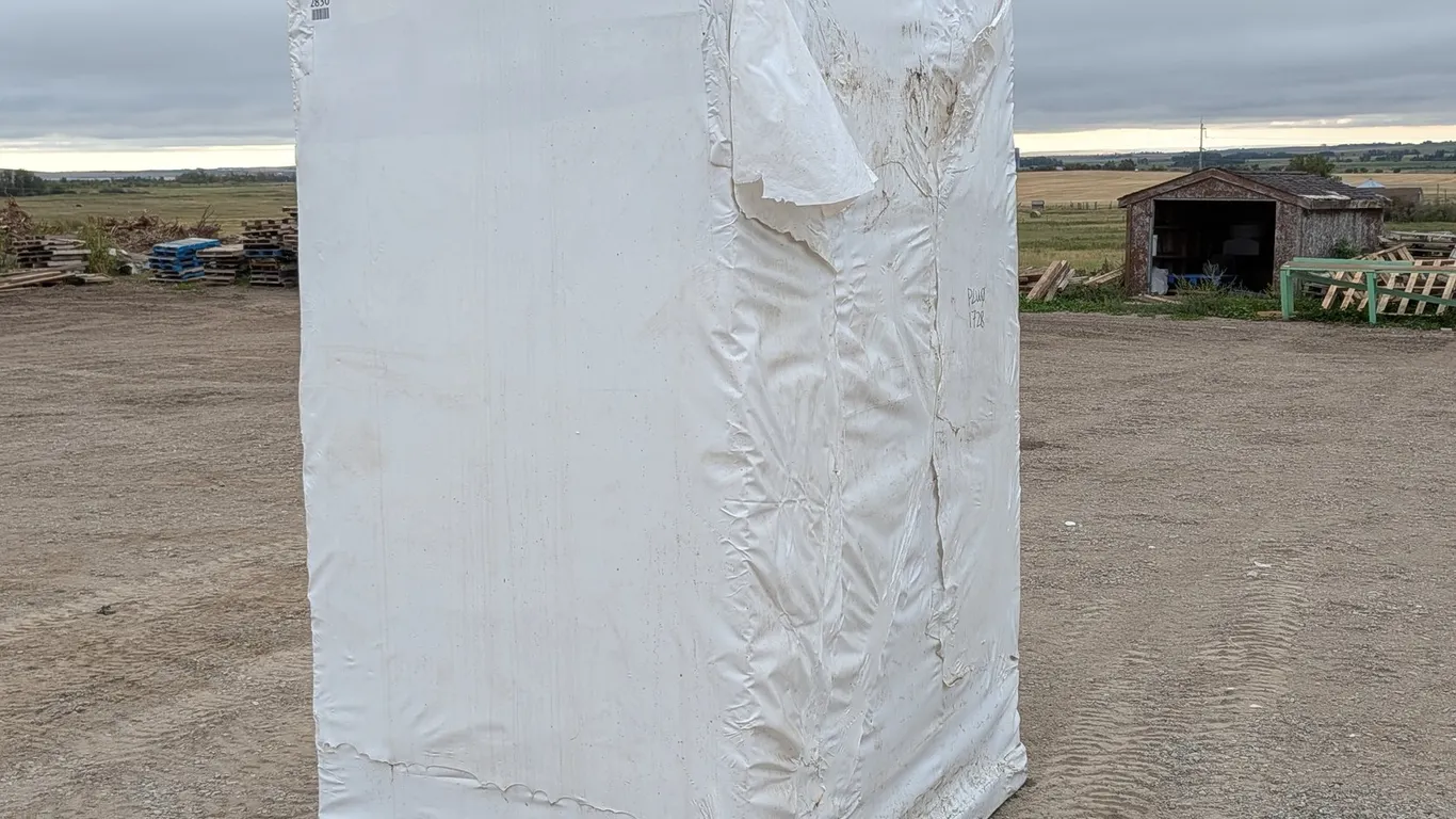 (27 cases) Unused Armacell AP Armaflex 6' Pipe Insulation