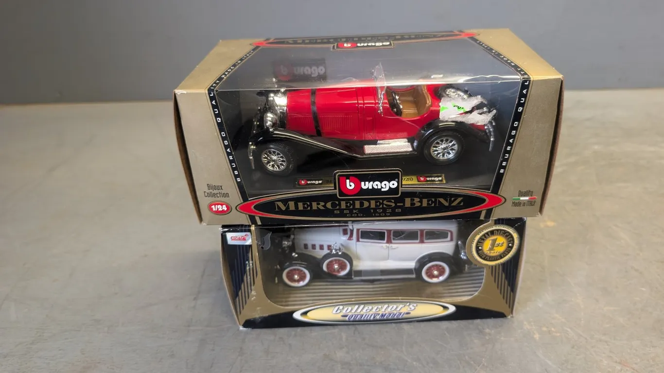 (2) Collectible Signature Models