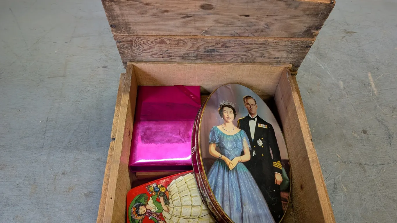 Small Crate of Assorted Collectors Cases