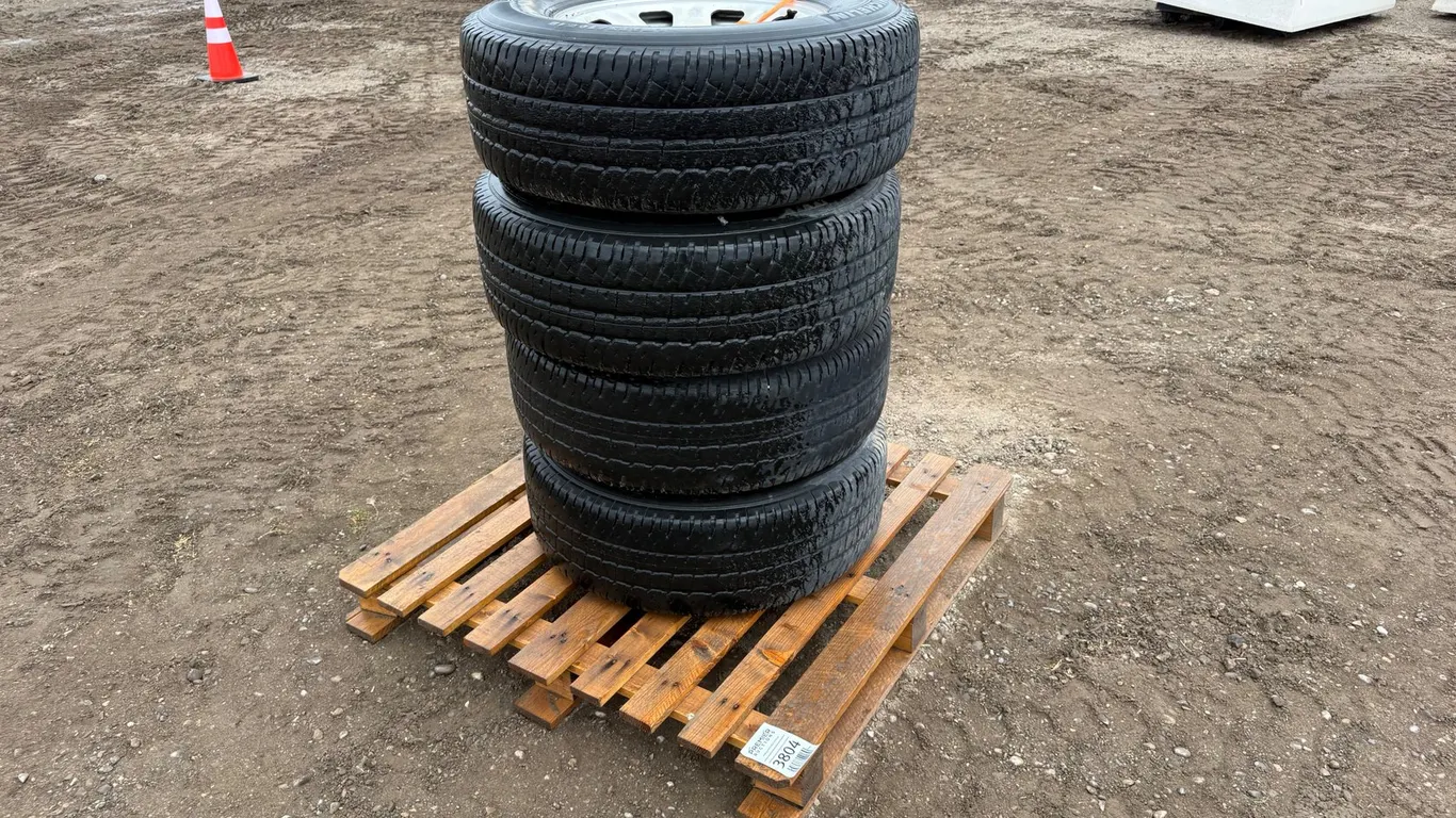 Michelin 275/70R18 LT Tires