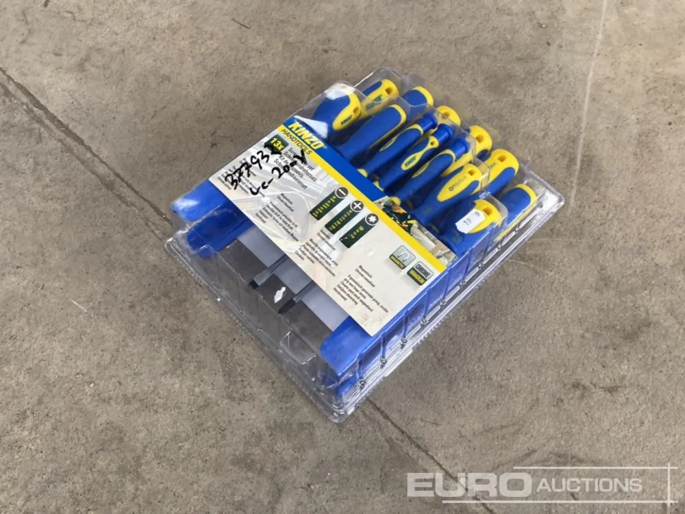 Unused Kinzo 13pc Screwdriver Set