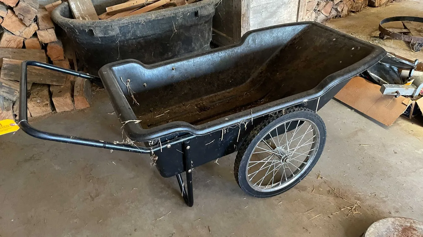 Polar Trailer Poly Utility Cart