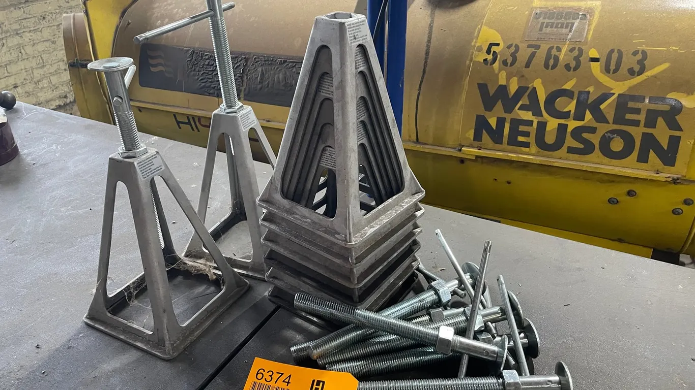 (8) Aluminium Stack Jack Stands