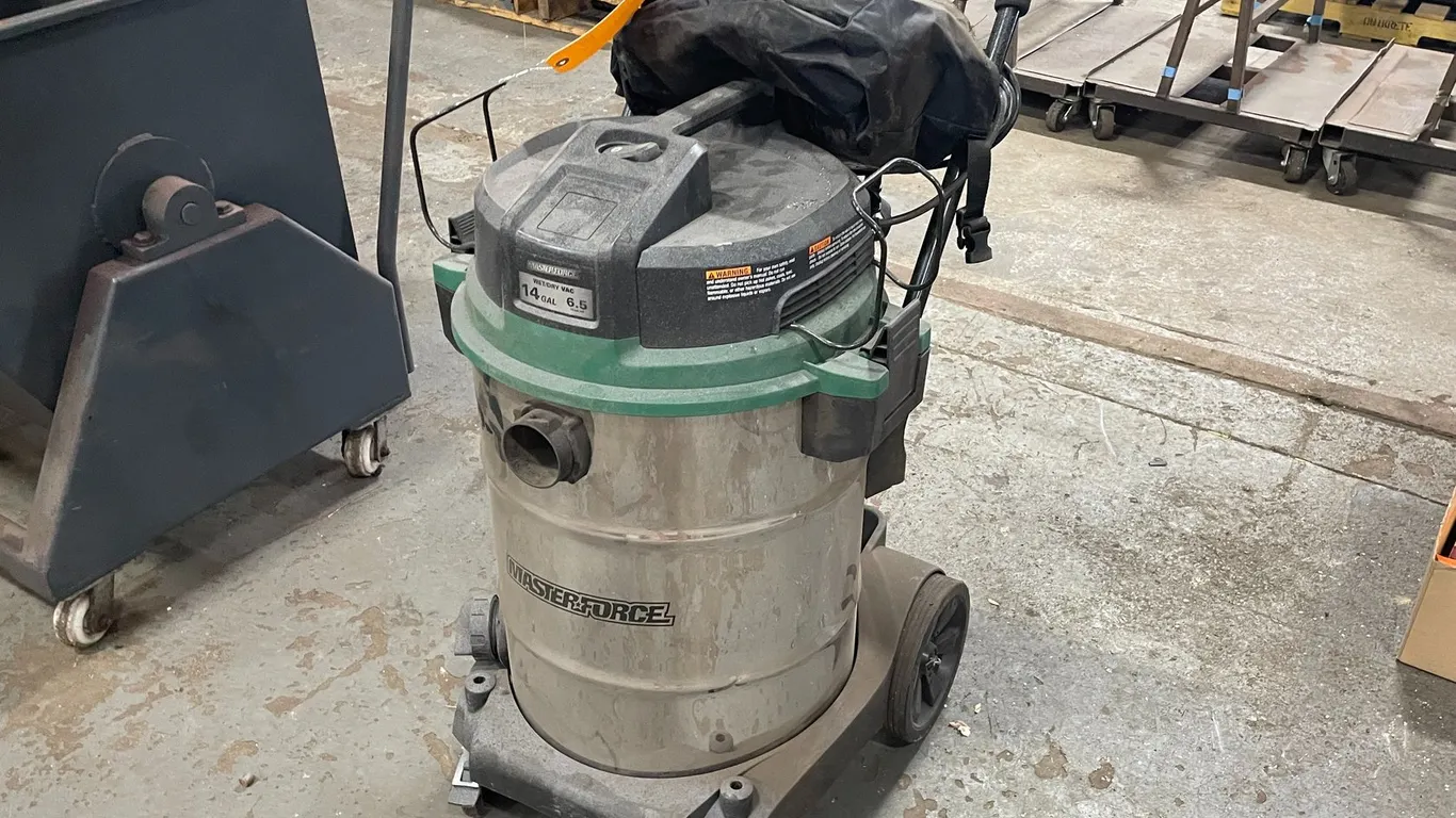Masterforce 14 Gallon Wet/Dry Canister Vac