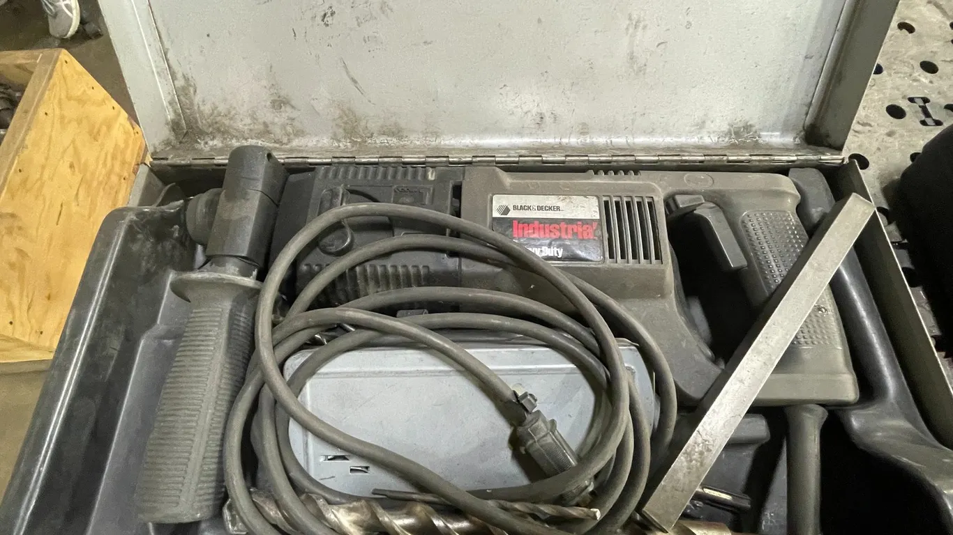 Black and Decker Heavy Duty Hammer Drill