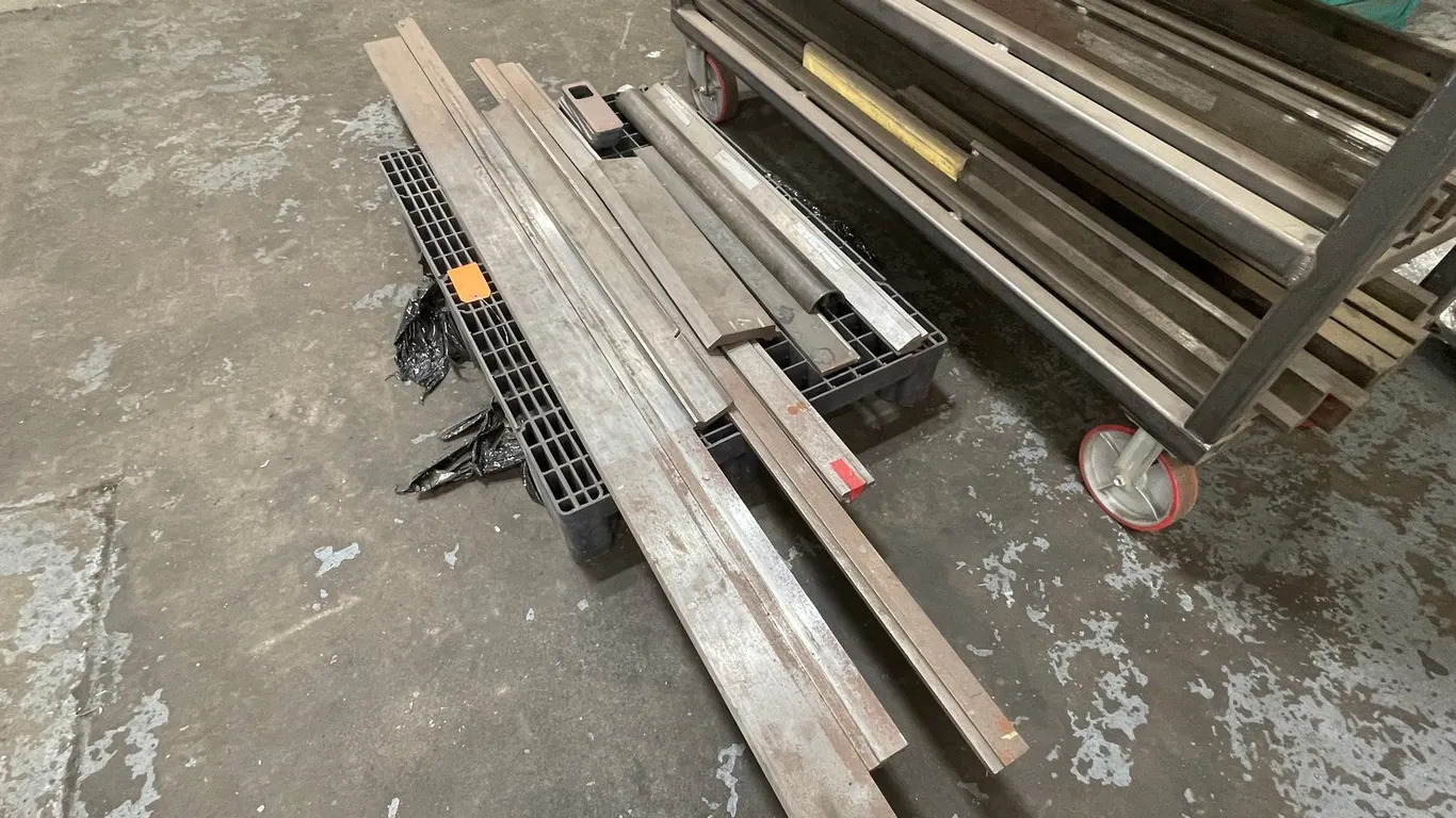 Small Pallet of Various Break Press Dies and Metal Components