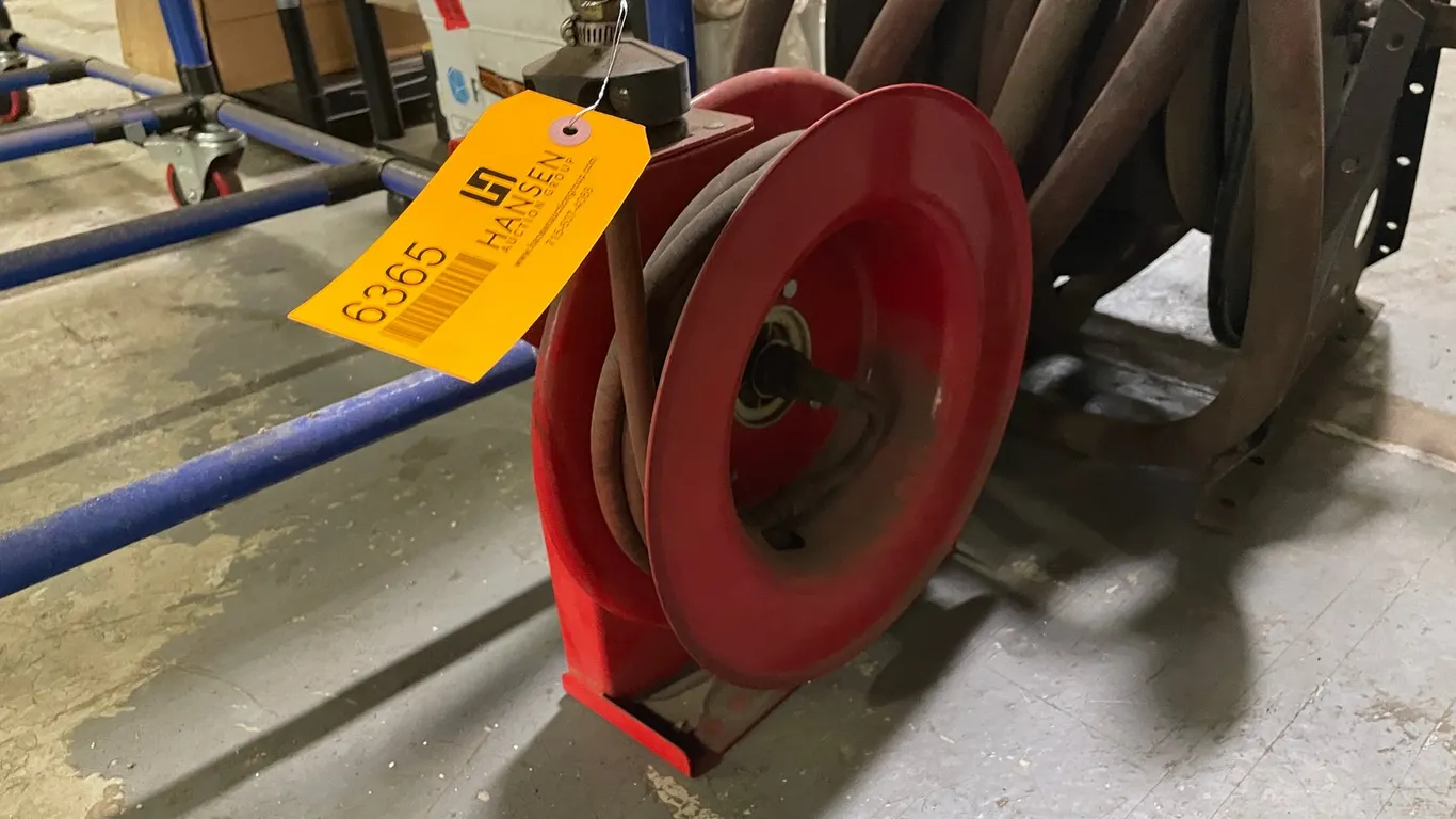 Speedaire Wall Mount Air Hose Reel