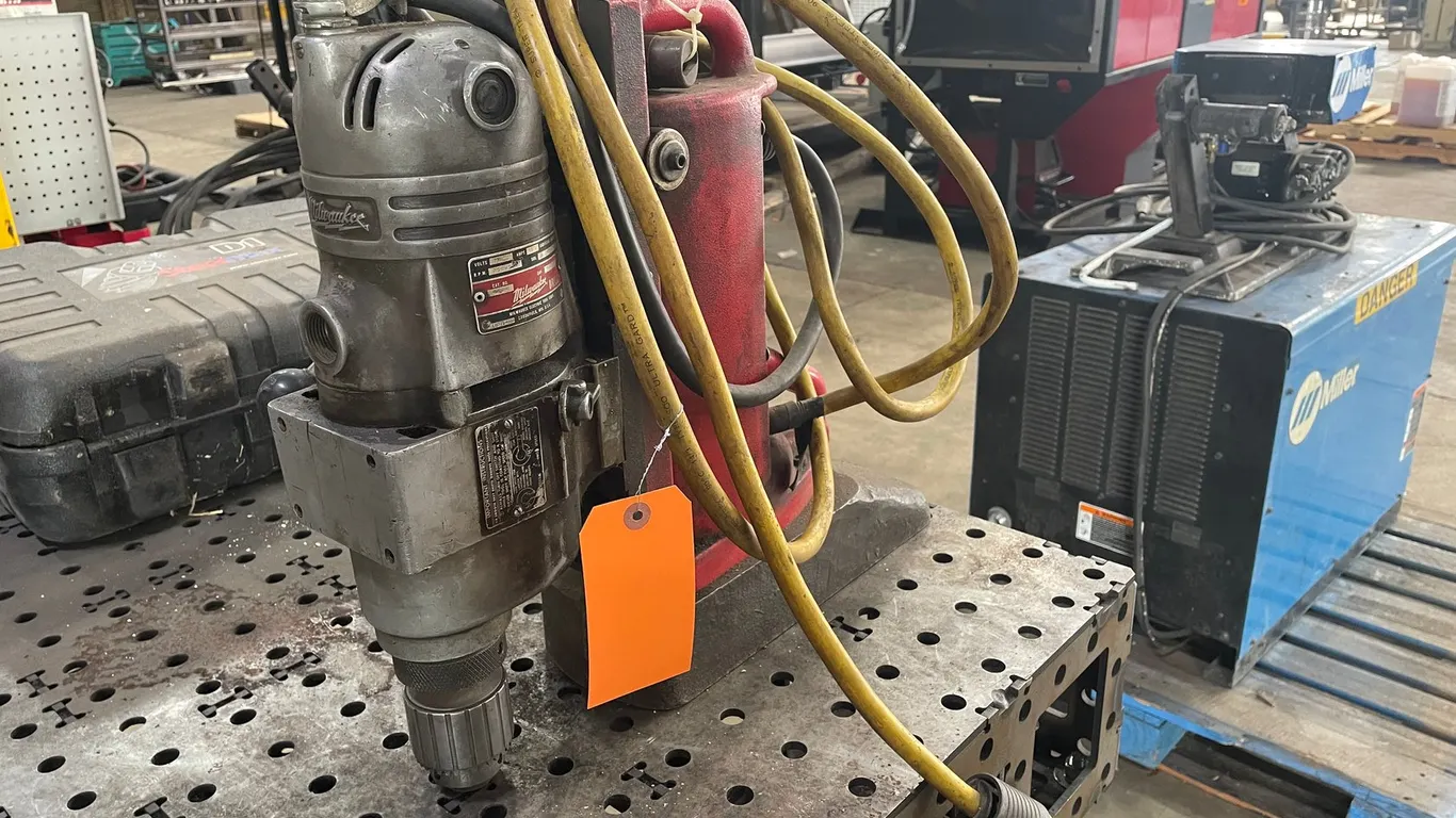 Milwaukee Electromagnetic Drill Press