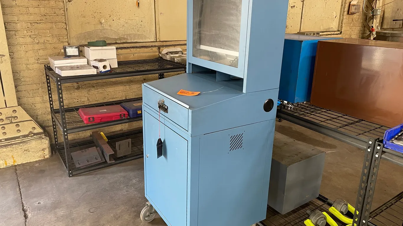 Global Industries Computer Work Station