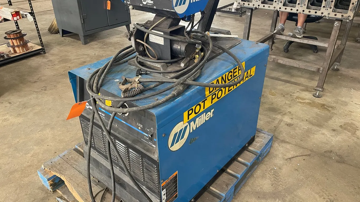 Miller Deltaweld 452 CV-DC Welding Power Unit