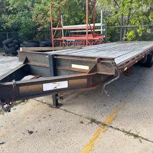 26' Tandem Axle Equipment Trailer (WI Title in Delay)