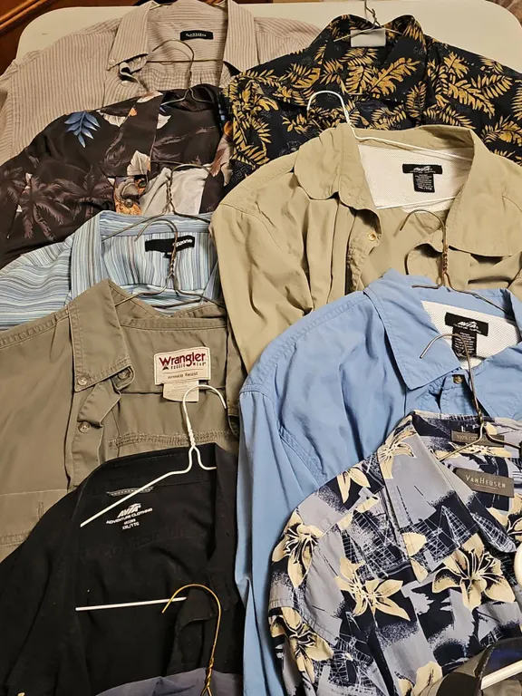 Men's Mixed Button Down and Collared Shirts Lot 2XL/XXL