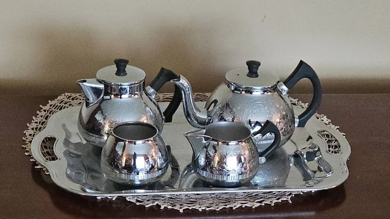 Silver-Tone 5-Piece Engraved Metal Tea and Coffee Set with Tray