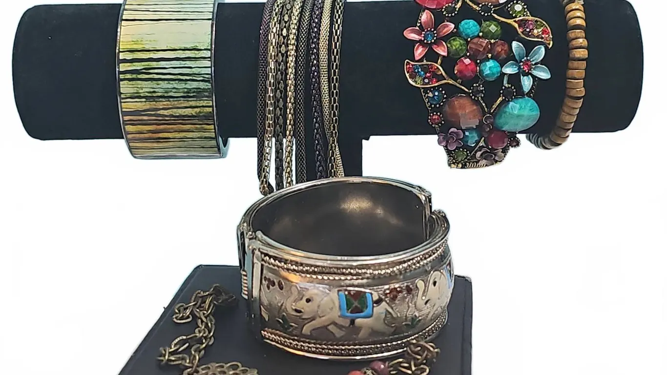Costume Jewellery Bracelets and Necklace Lot